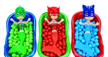 Mermaid Heroes Splashing in Beads